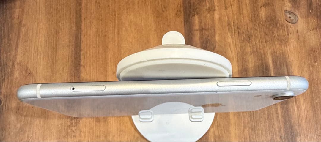 【美品】Apple iPhone XR ホワイト　64G