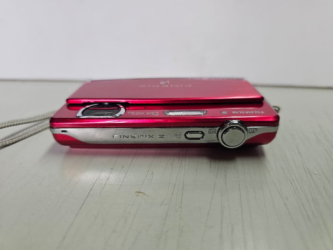 Fujifilm FinePix Z 90赤No2