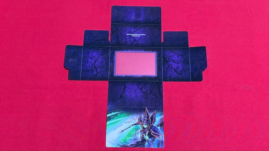 遊戯王 アジア 公式 ブラックマジシャン デッキケース 17個