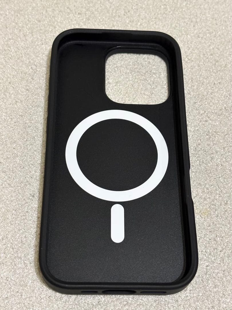 casetify iPhone 16 Pro ケース 黒色のバラ