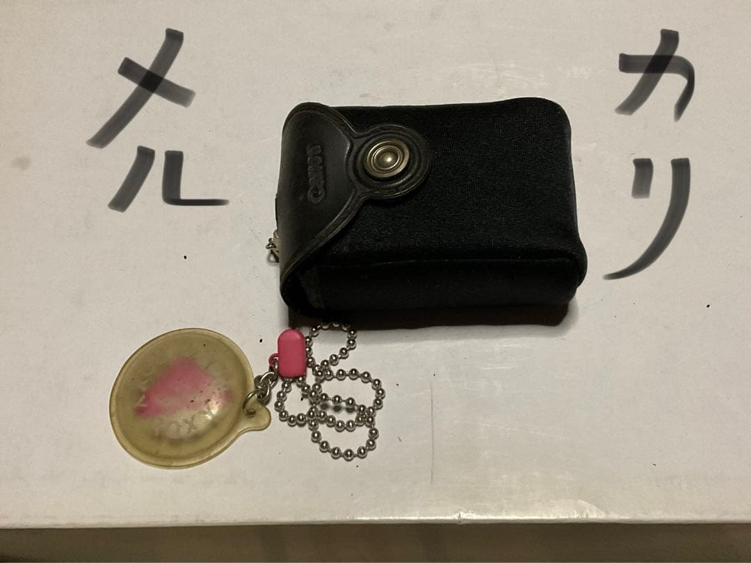 キヤノン・IXY210。電池／CR2【作動不確認　現状品　外部　多少の傷あり】。
