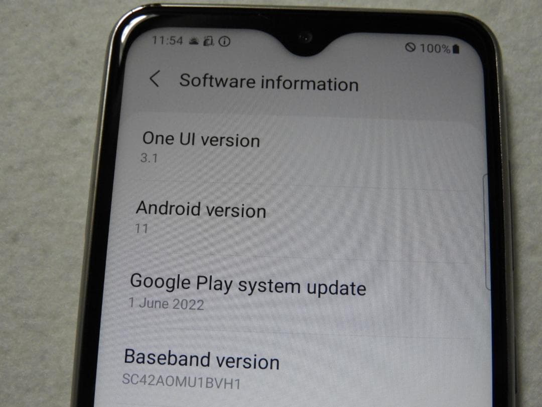 スマートフォン本体 SAMSUNG Galaxy A21 SC-42A unlocked
