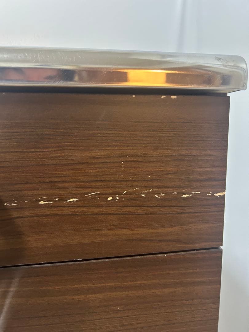 キャスター付きワゴン おおよそ幅45㌢✖︎奥行45㌢✖︎高さ85㌢