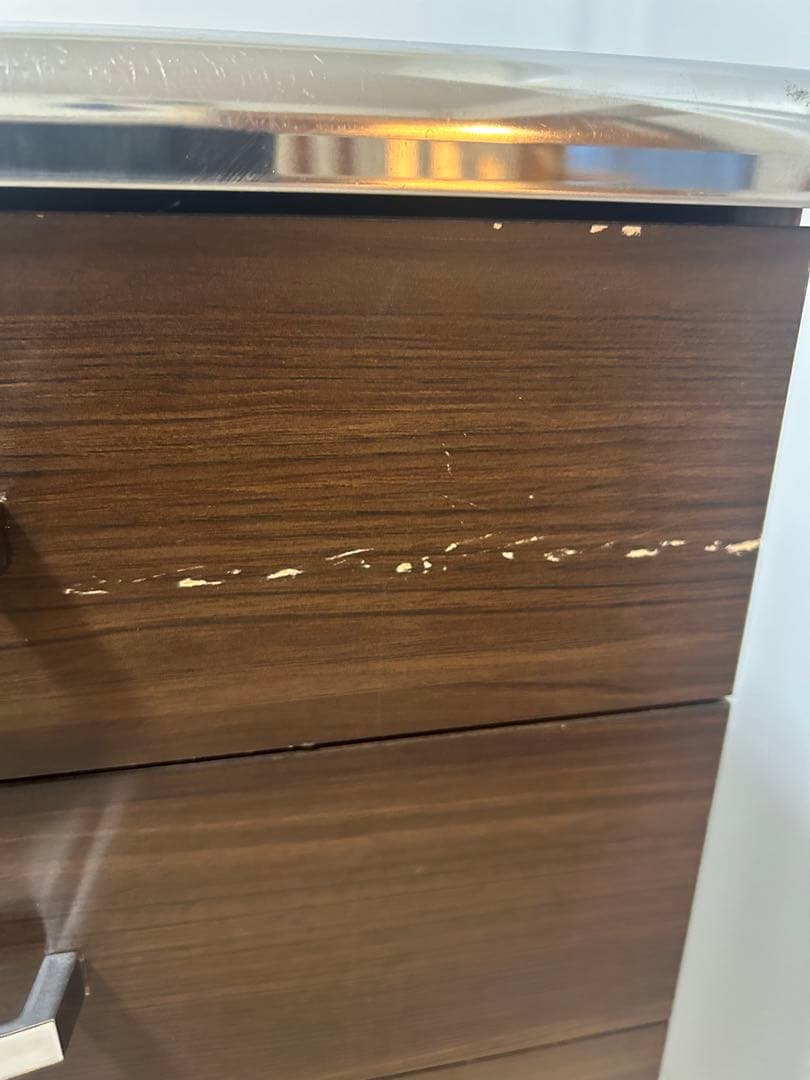 キャスター付きワゴン おおよそ幅45㌢✖︎奥行45㌢✖︎高さ85㌢