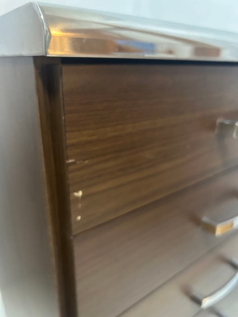 キャスター付きワゴン おおよそ幅45㌢✖︎奥行45㌢✖︎高さ85㌢