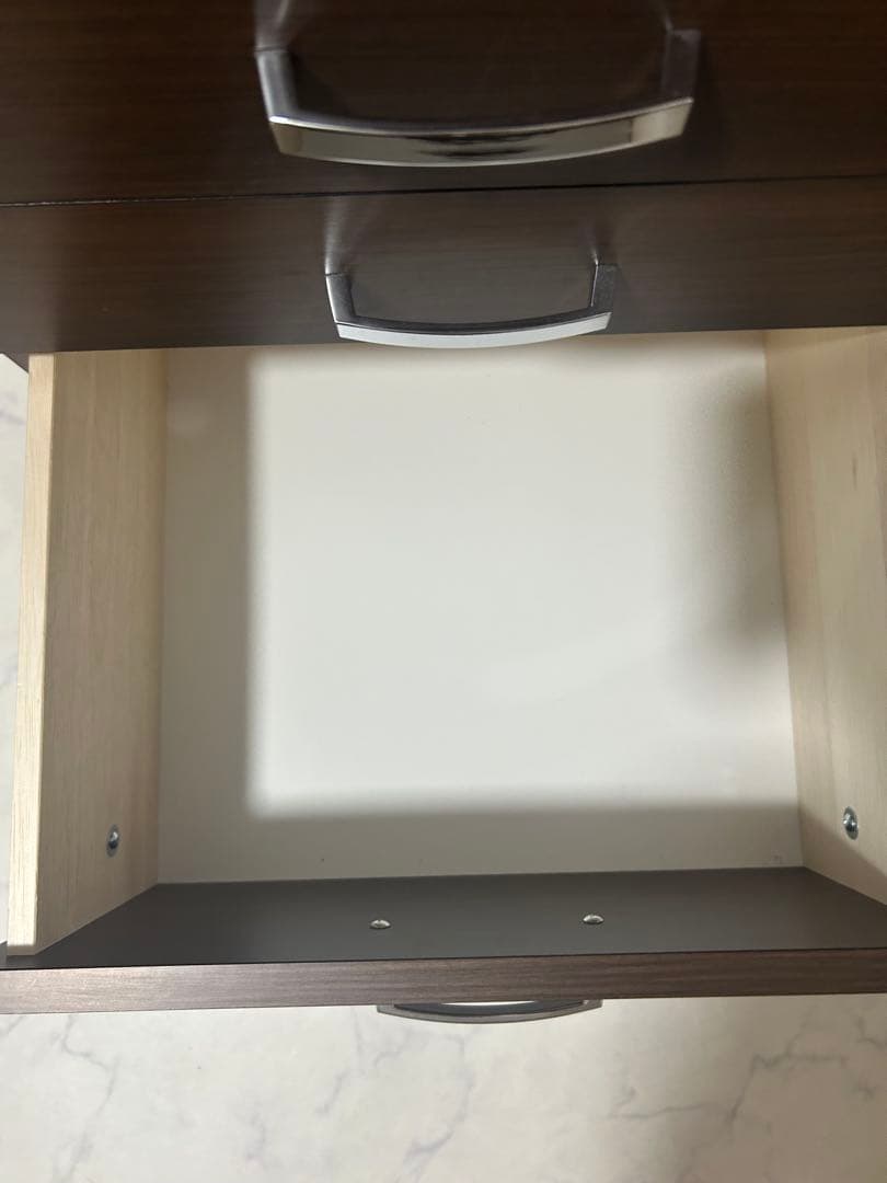 キャスター付きワゴン おおよそ幅45㌢✖︎奥行45㌢✖︎高さ85㌢