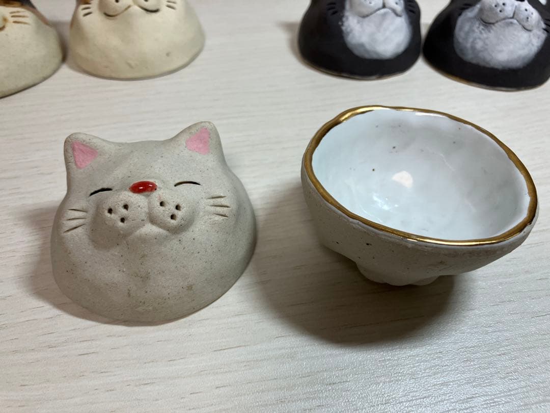 猫顔ぐい呑み（おちょこ）　※白猫のペア（2個）販売のページです