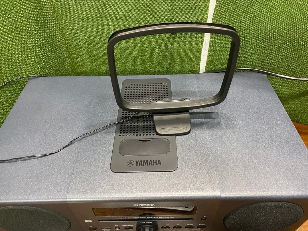 美品　YAMAHA MCR-B142 CDプレイヤー　ミニコンポ