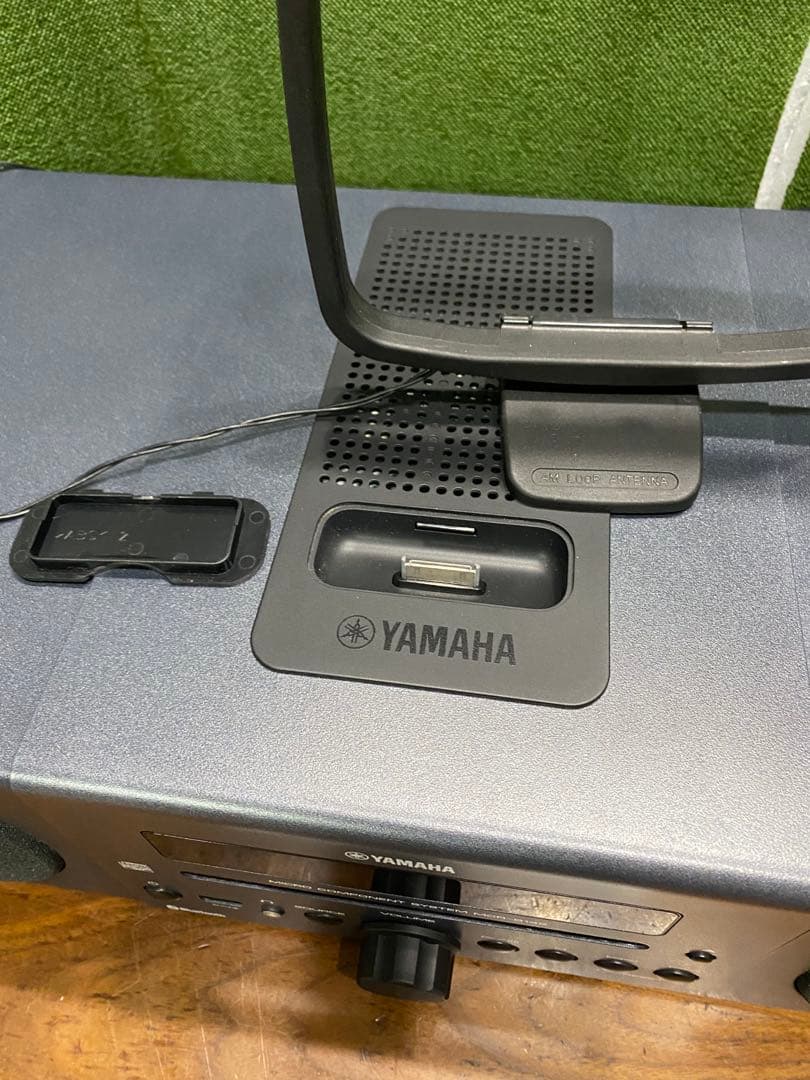 美品　YAMAHA MCR-B142 CDプレイヤー　ミニコンポ