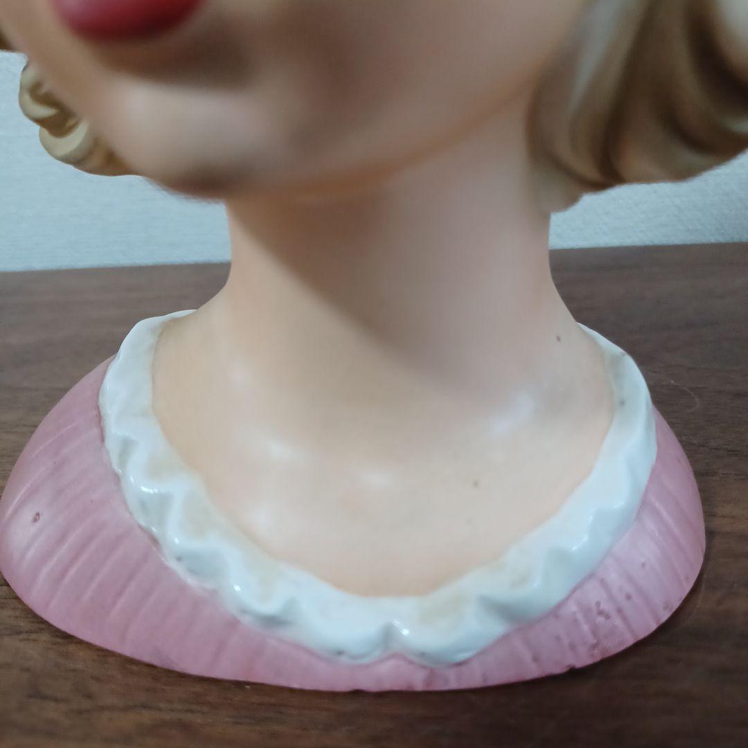 ビンテージ レディヘッドベース 陶器製置物花瓶　ピンクのドレスに同色リボン付帽子