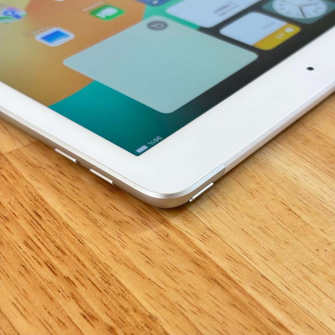 ⭐︎美品⭐︎ iPad 第6世代 32GB SIMフリー