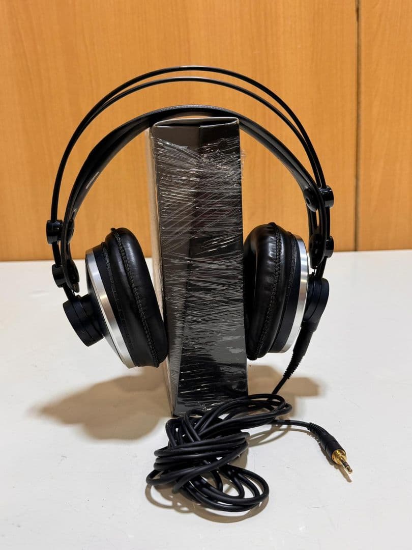 AKG オーバーイヤーヘッドフォン ブラック MKii 271