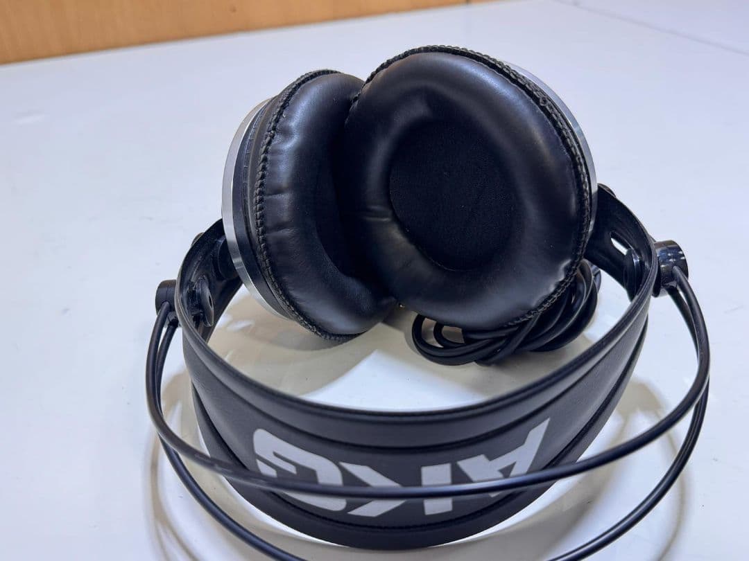 AKG オーバーイヤーヘッドフォン ブラック MKii 271