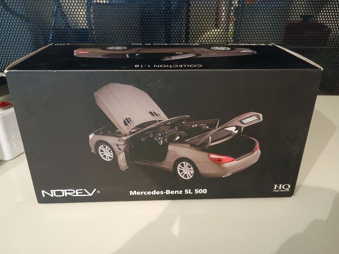 NOREV ノレブ メルセデス・ベンツ SL 500 1/18