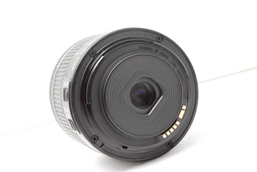 美品✨人気機種✨Canon Kiss X8i 一眼レフ バリアングル スマホ転送