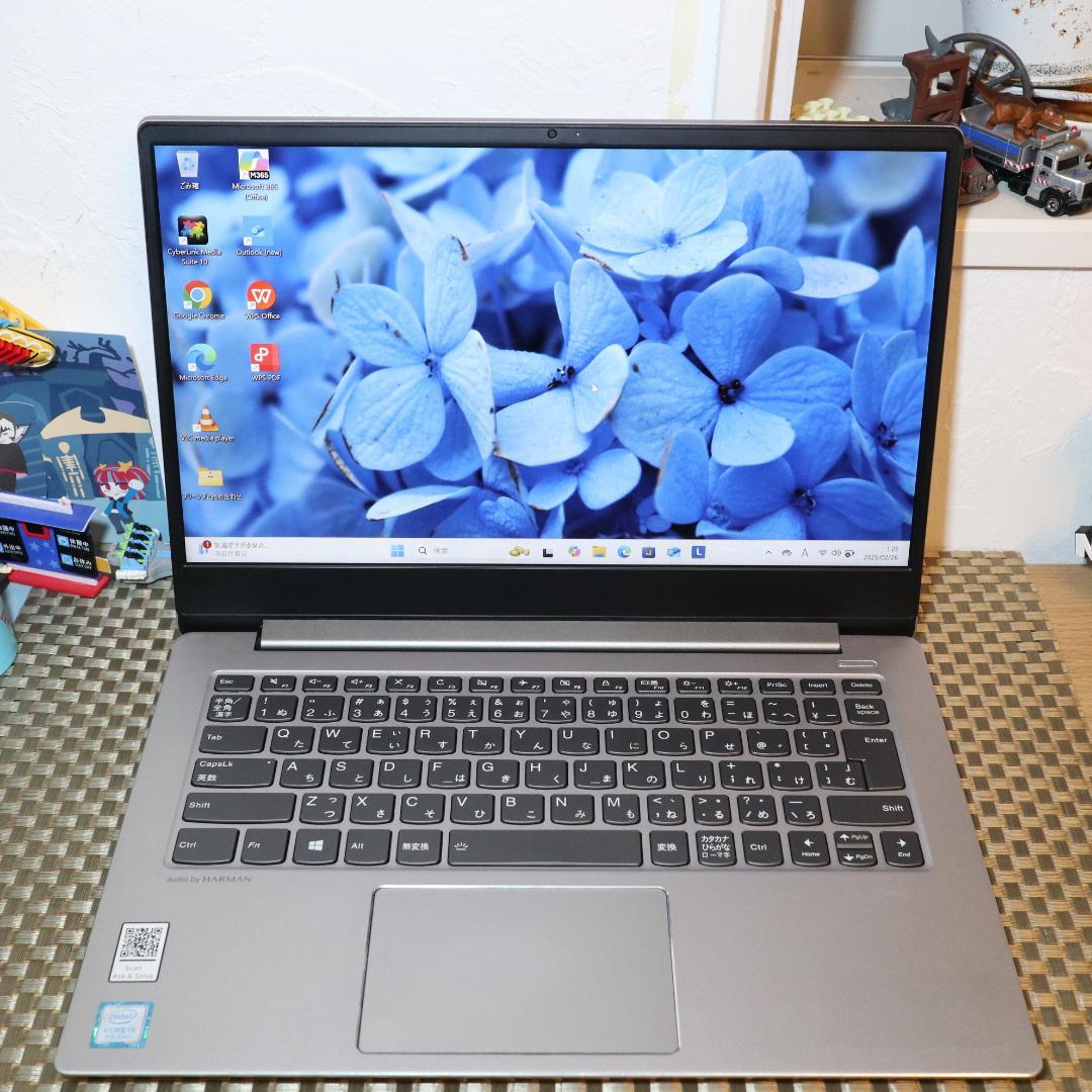 小型！Win11公式対応8世代Corei5/SSD/メ8/FHD/無線/光るキー