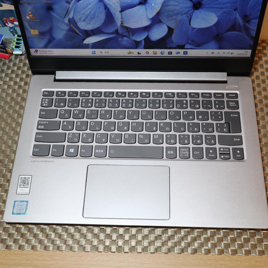 小型！Win11公式対応8世代Corei5/SSD/メ8/FHD/無線/光るキー