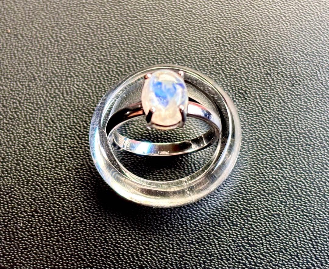 究極品質　月の女神が創造した愛の守護石　ロイヤルシャインブルームーンストーン