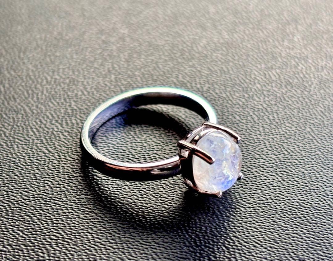 究極品質　月の女神が創造した愛の守護石　ロイヤルシャインブルームーンストーン