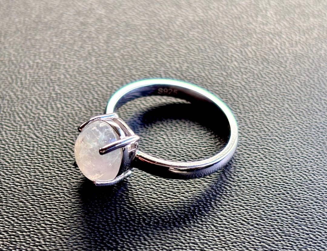 究極品質　月の女神が創造した愛の守護石　ロイヤルシャインブルームーンストーン