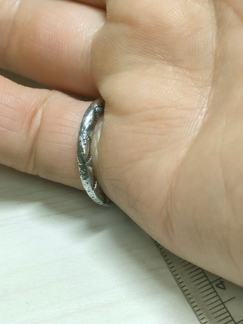 ナバホスタンプ甲丸シルバーリング 11号幅2.5ミリ厚み2.7ミリ