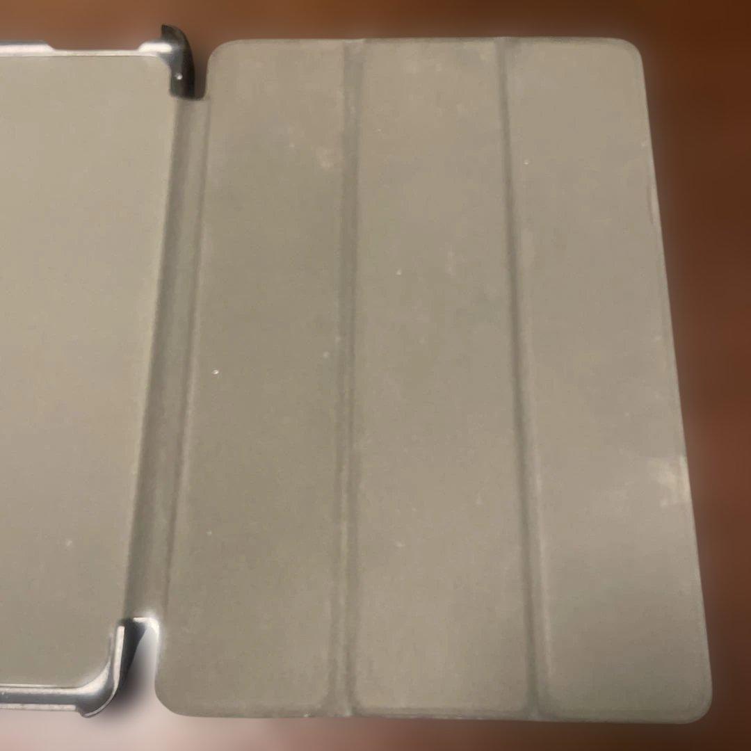 Amazon Fire HD 10 タブレット 充電器付き