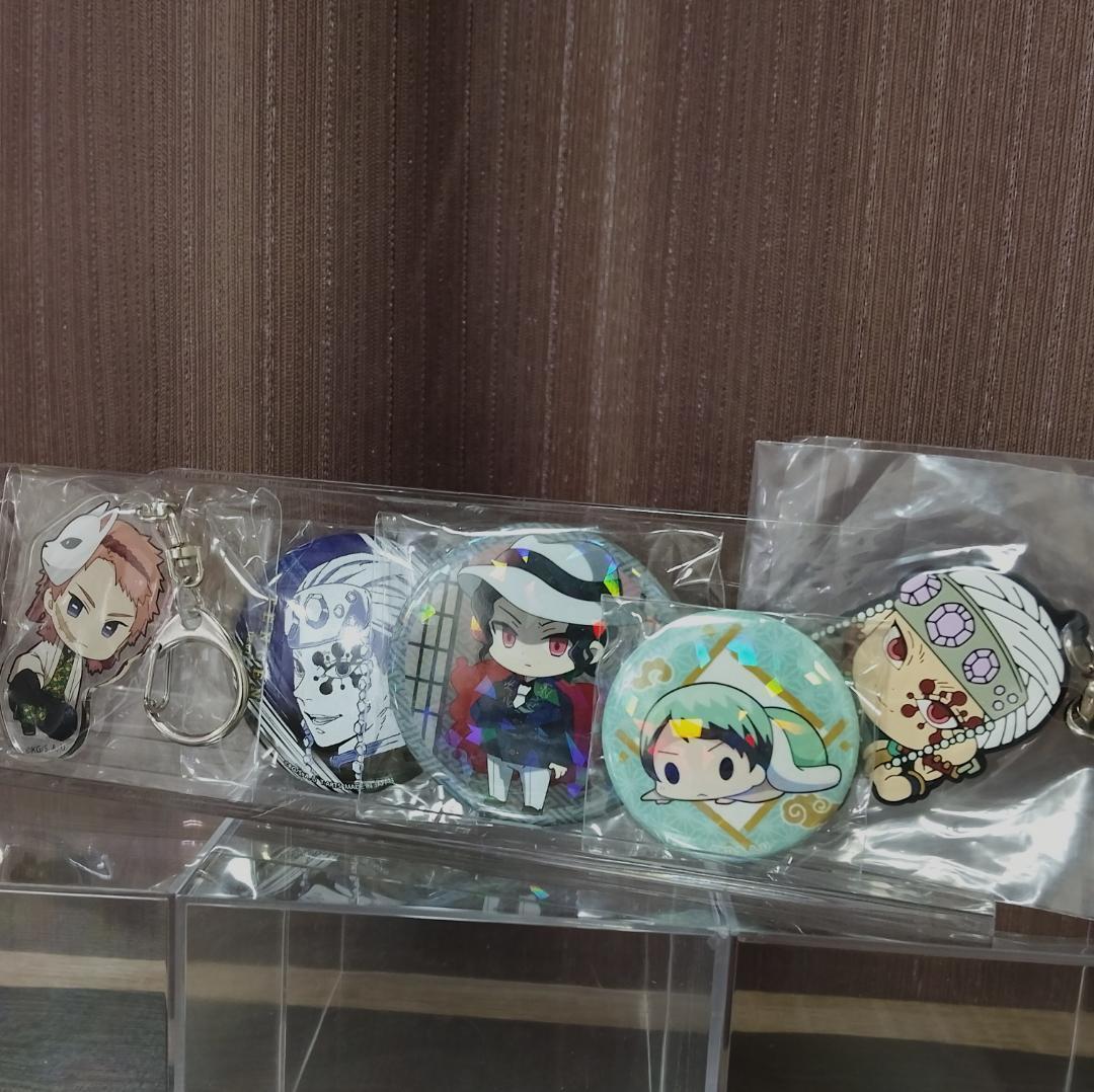 大人気　鬼滅の刃 グッズ 大量　50点　ぬいぐるみほか　鼠子・胡蝶・甘露寺ほか