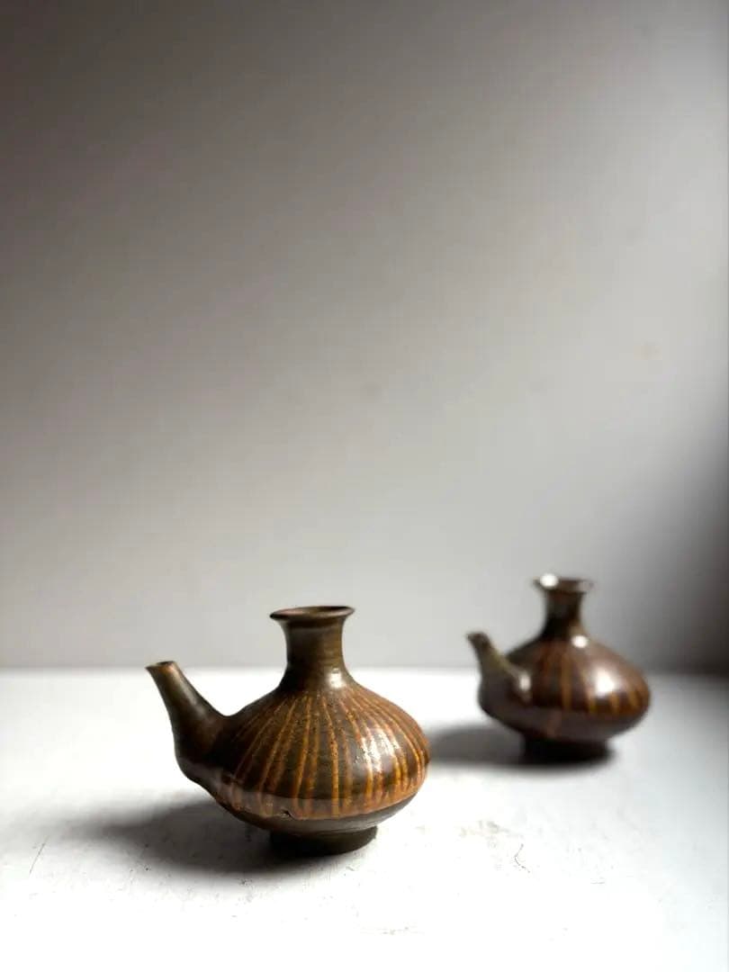 895 民芸 民陶 小鹿田焼 飴釉口付徳利 ② フォークアート 古手 希少