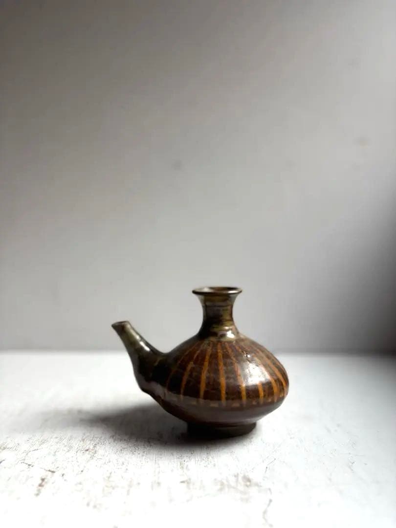 895 民芸 民陶 小鹿田焼 飴釉口付徳利 ② フォークアート 古手 希少