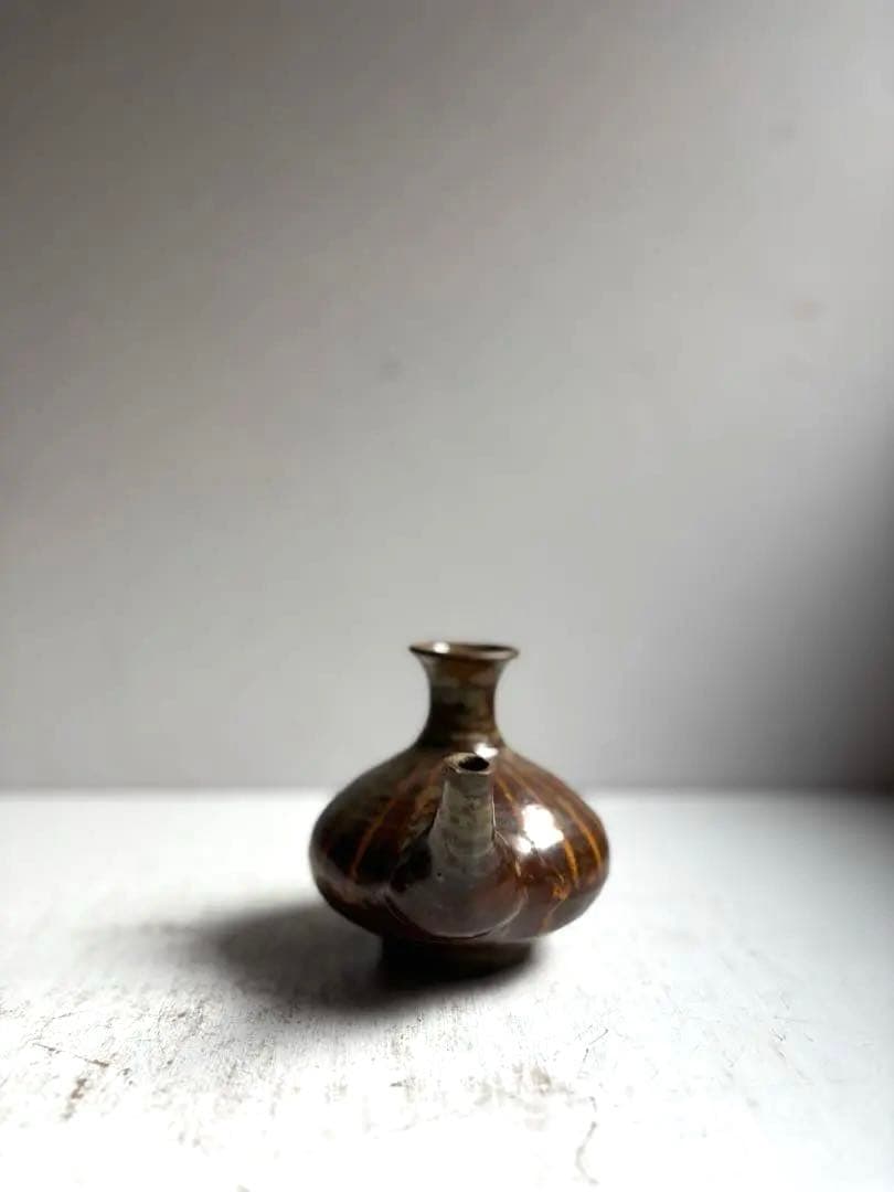895 民芸 民陶 小鹿田焼 飴釉口付徳利 ② フォークアート 古手 希少