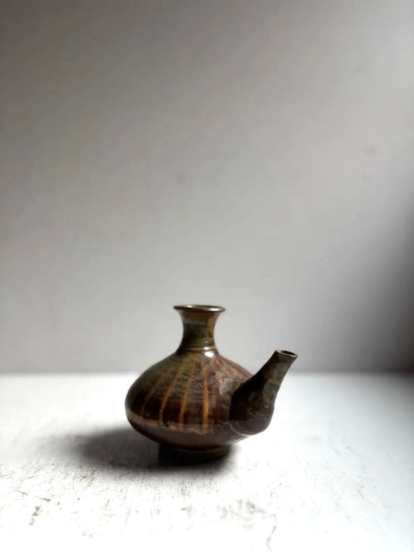 895 民芸 民陶 小鹿田焼 飴釉口付徳利 ② フォークアート 古手 希少