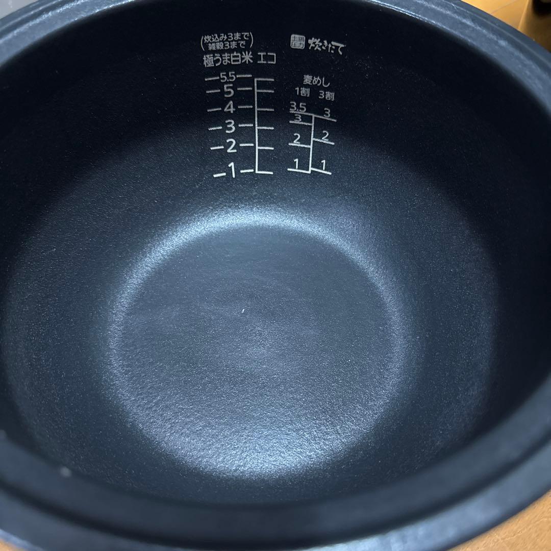 タイガー魔法瓶 JKX-V102(K) 炊飯器　2016年製　黒