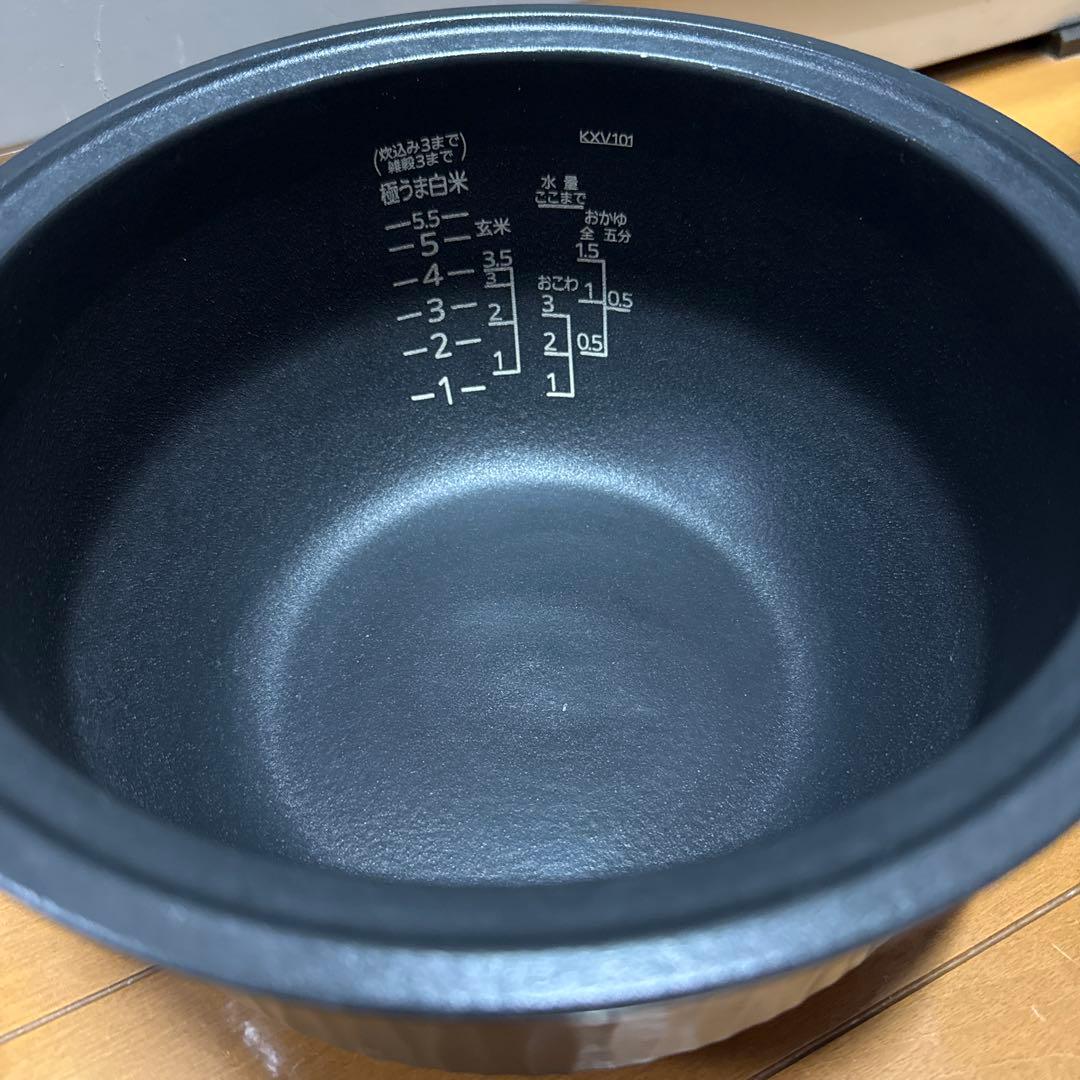 タイガー魔法瓶 JKX-V102(K) 炊飯器　2016年製　黒