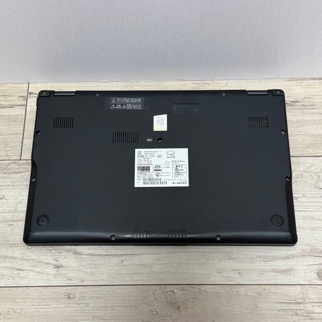 LIFEBOOK/i5/8GB/13.3インチ/ノートパソコン/Office