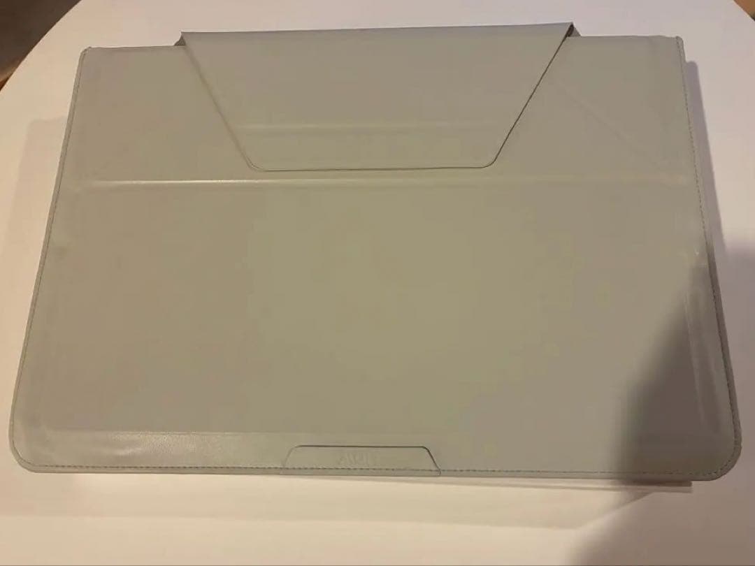 MacBook Air M2 13インチ24GB 512GB