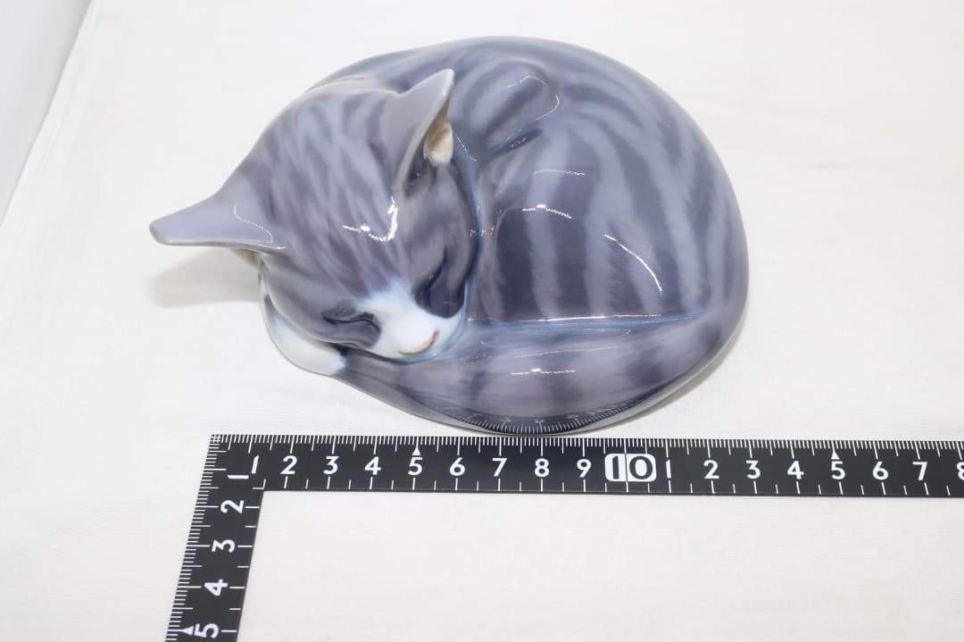 希少 ロイヤルコペンハーゲン フィギュリン 眠り猫 ねむり猫