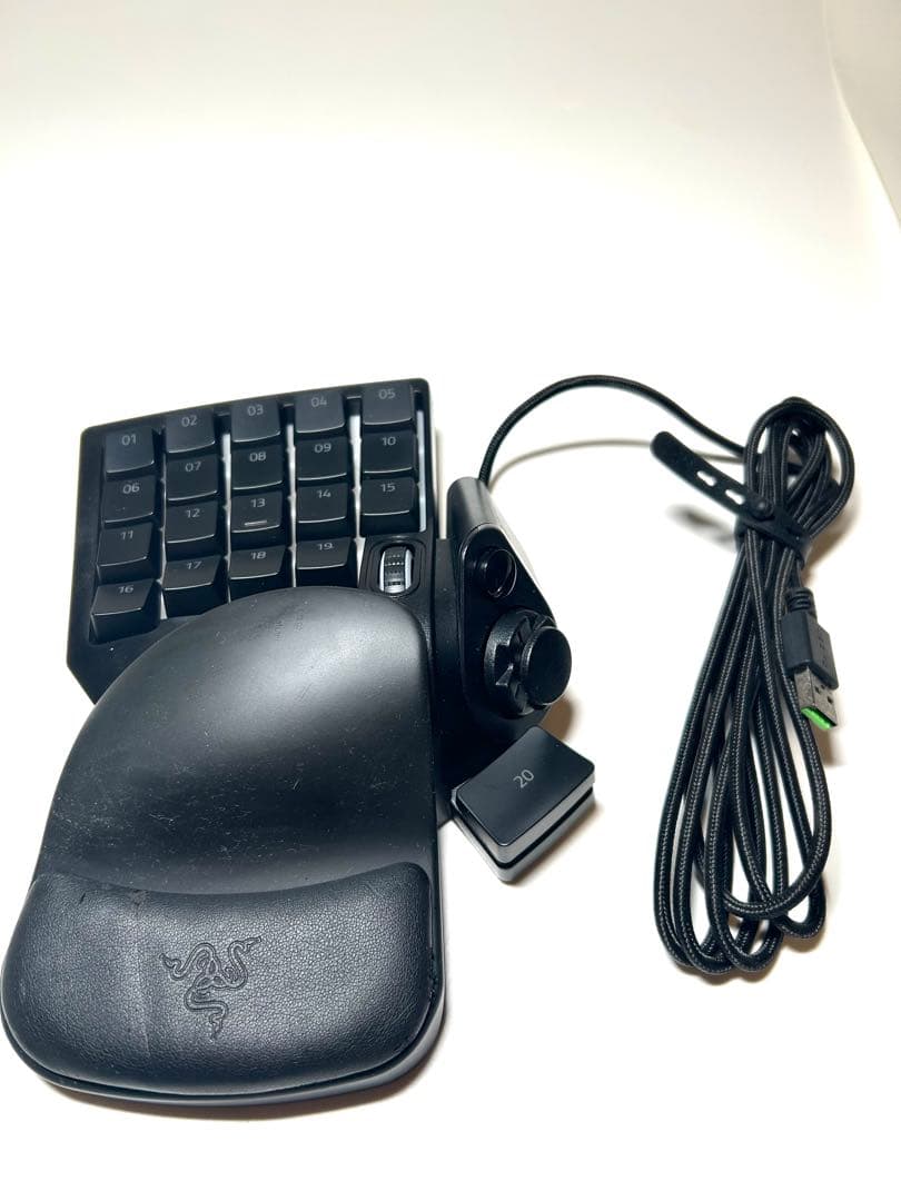 RAZER TARTARUS V2 左手デバイス