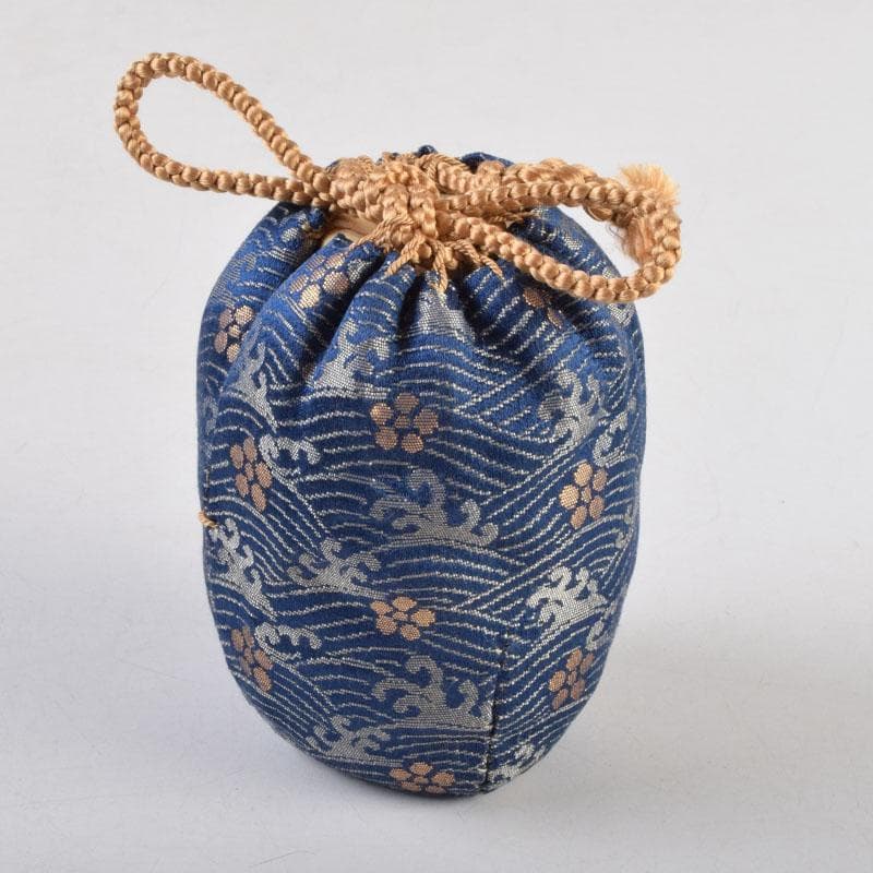 茶道具　瀬戸焼　古瀬戸　肩衝茶入　仕覆付　裏千家十四代淡々斎極め箱　M　8765