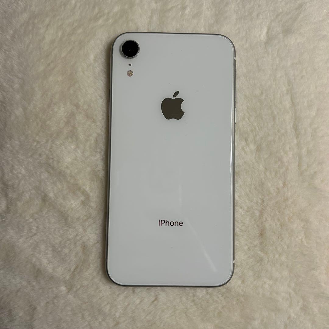 iPhone XR ホワイト