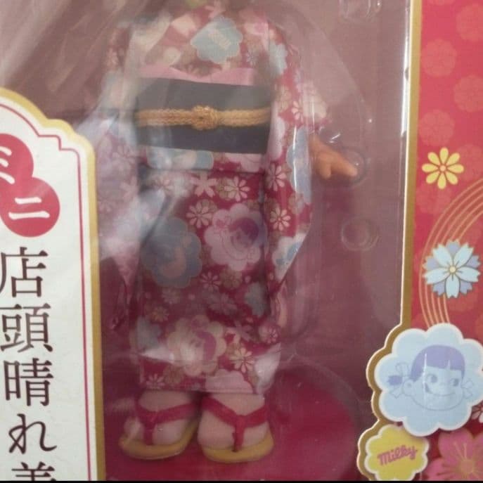 新品未使用未開封 不二家 ペコちゃん 首振り人形 ペコちゃん首振り人形