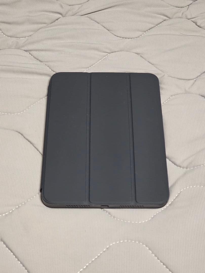 ほぼ新品 iPad mini 7 (A17Pro) 128GB ケース付き