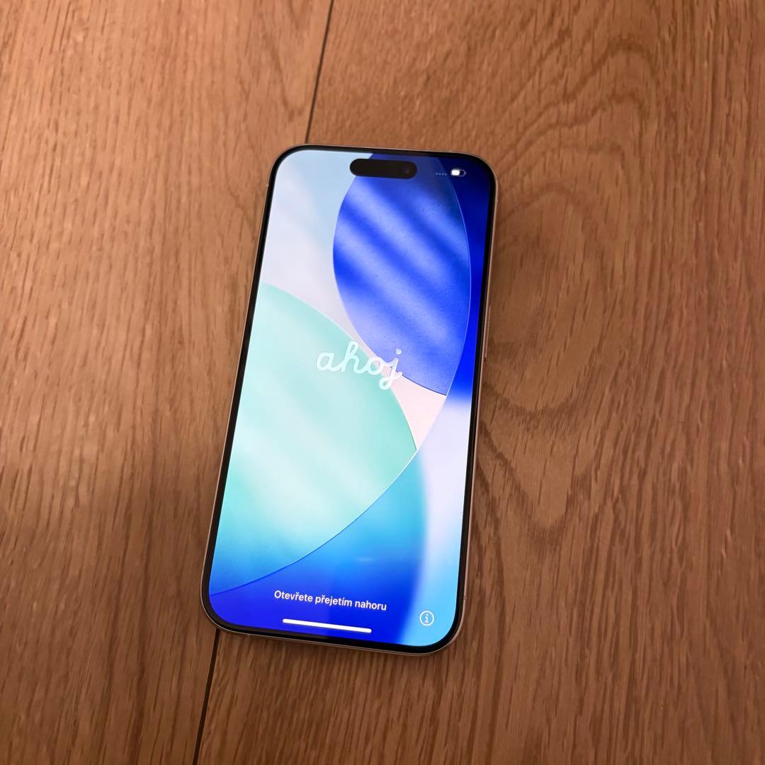 【美品・匿名配送】iPhone15pro 128GB SIMフリー ホワイト