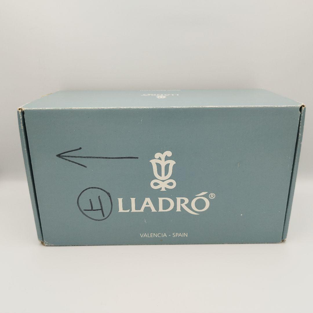 【美品】リヤドロ　僕の親友　フィギュリン 人形 犬 男の子 少年 箱付き