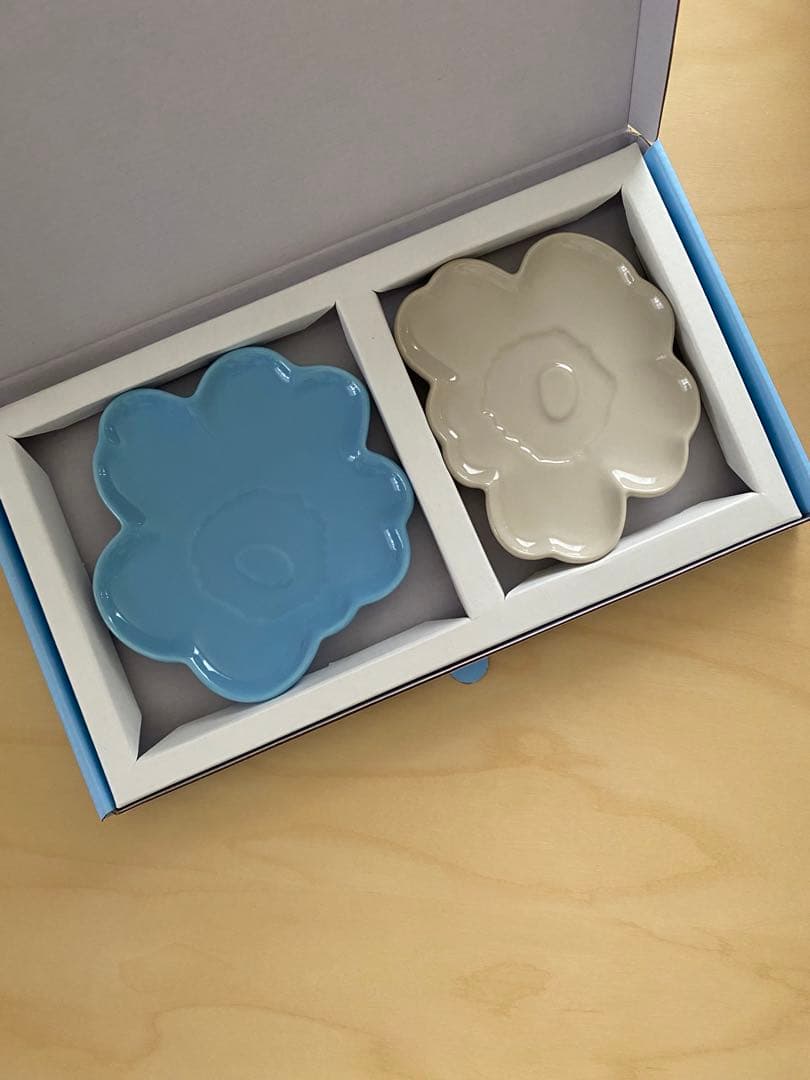 マリメッコ　新品　 Unikko Shape プレートセット