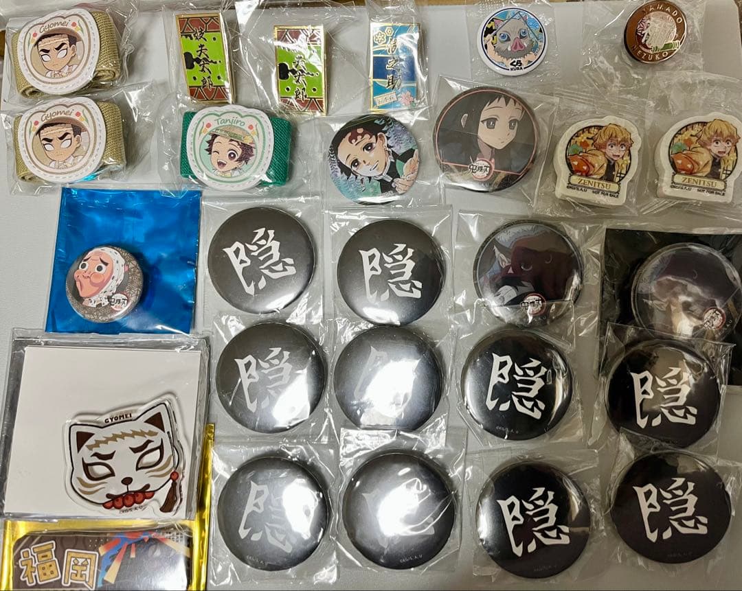 ※バラ売りしません※ 鬼滅 蜜璃 伊黒 炭治郎 缶バッジ アクリルスタンド