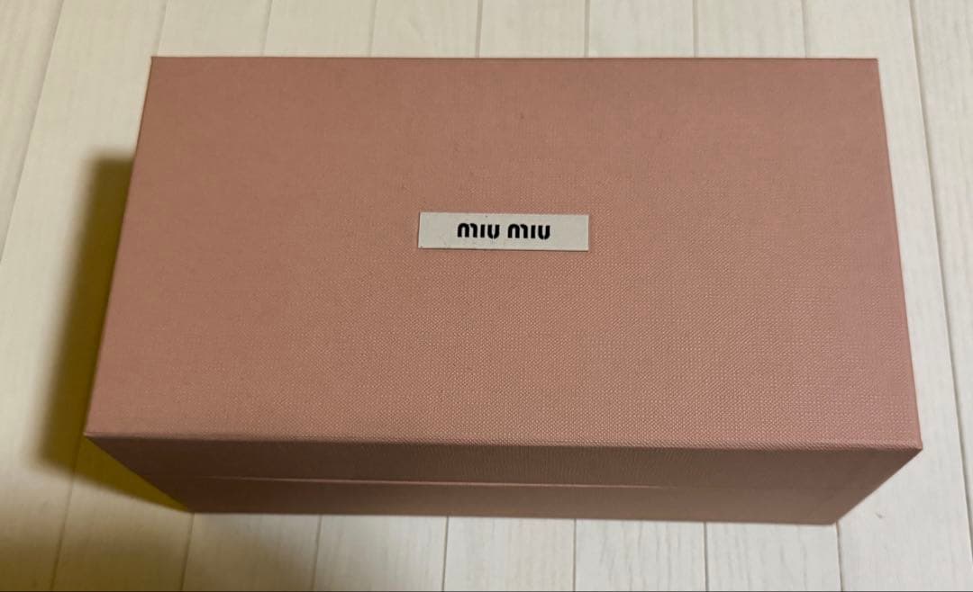 新品❣️miumiu❣️ステンレスボトル❣️水筒＋ケース　ブラック
