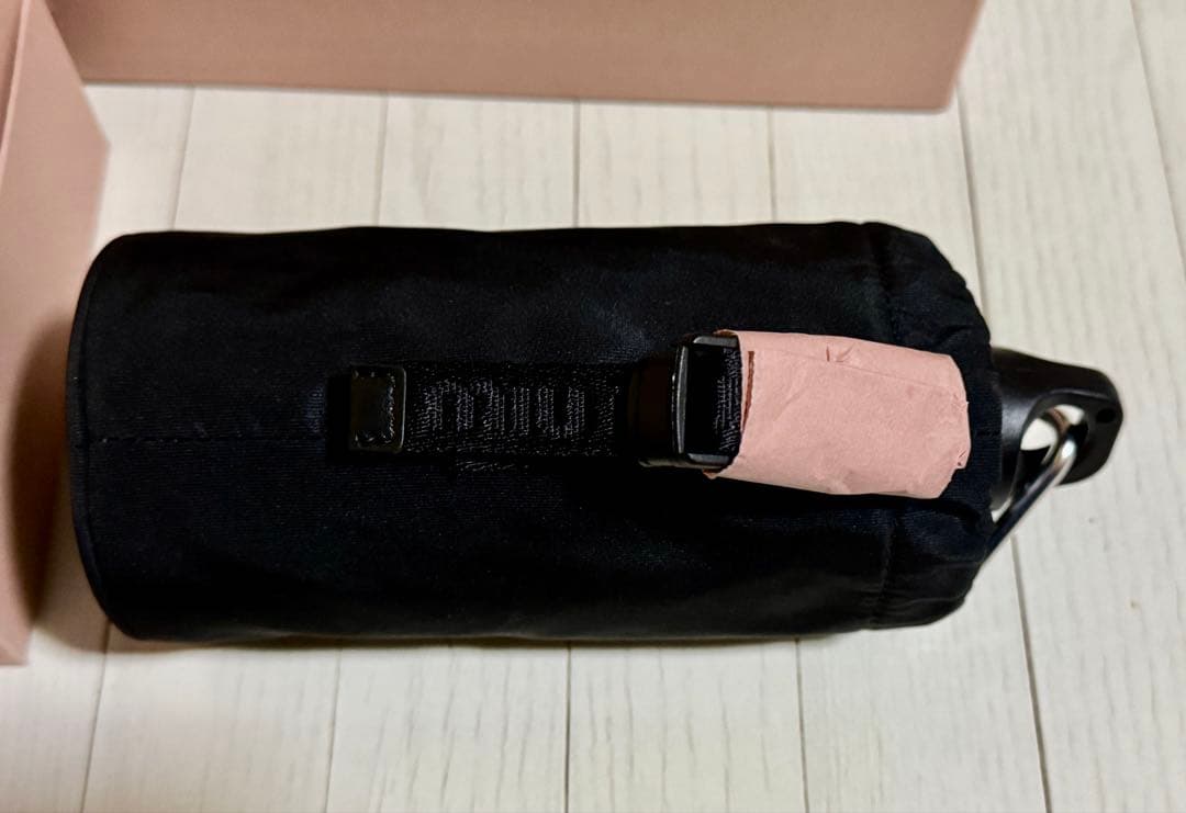 新品❣️miumiu❣️ステンレスボトル❣️水筒＋ケース　ブラック