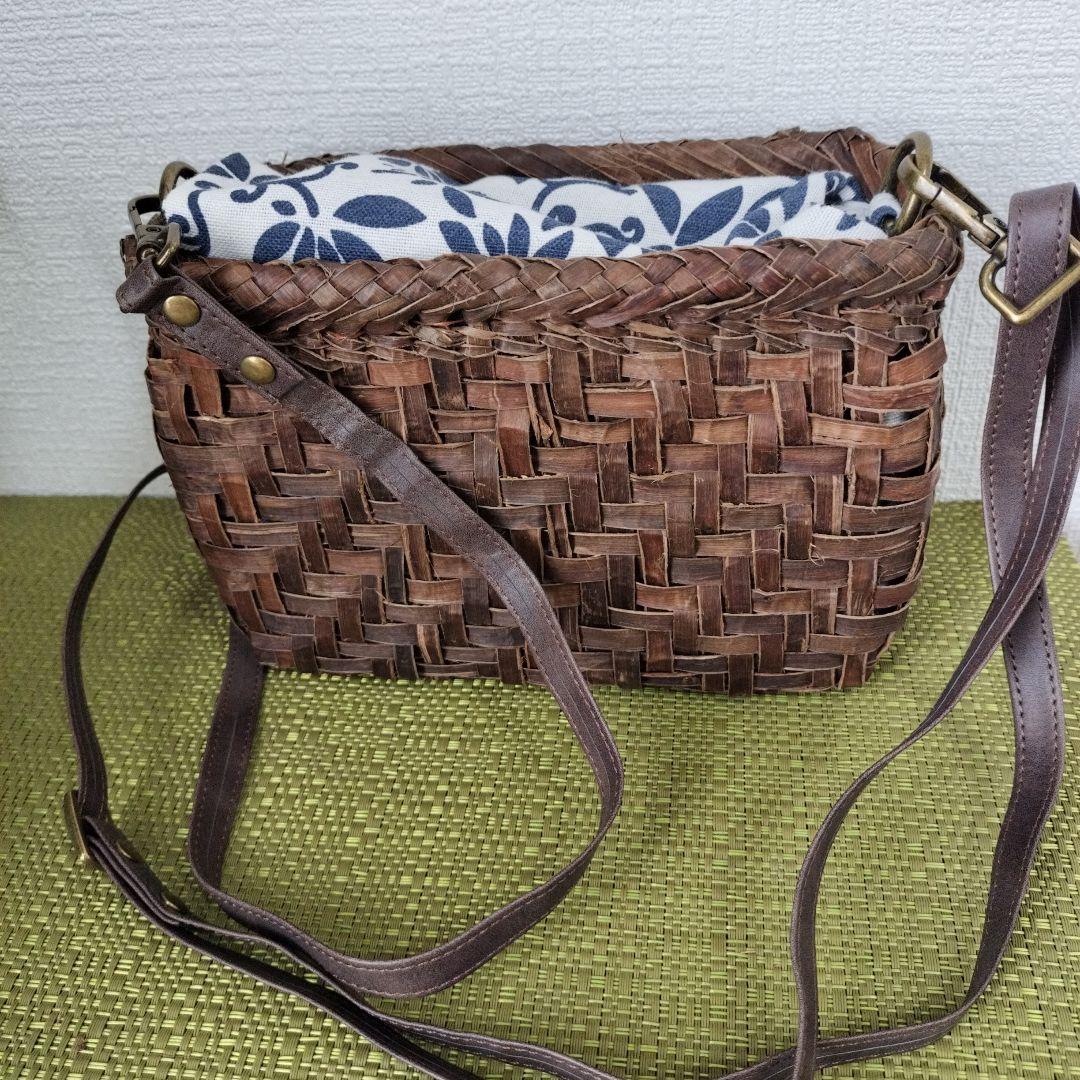 胡桃網代編みショルダーバッグ 約横19高さ13幅7