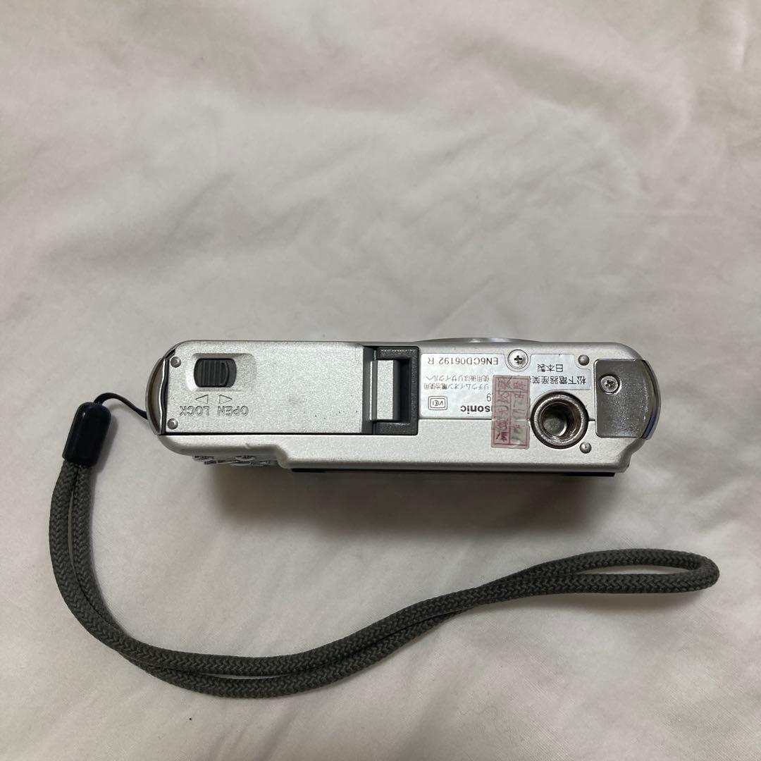 Panasonic LUMIX DMC-FX9 コンパクトデジタルカメラ