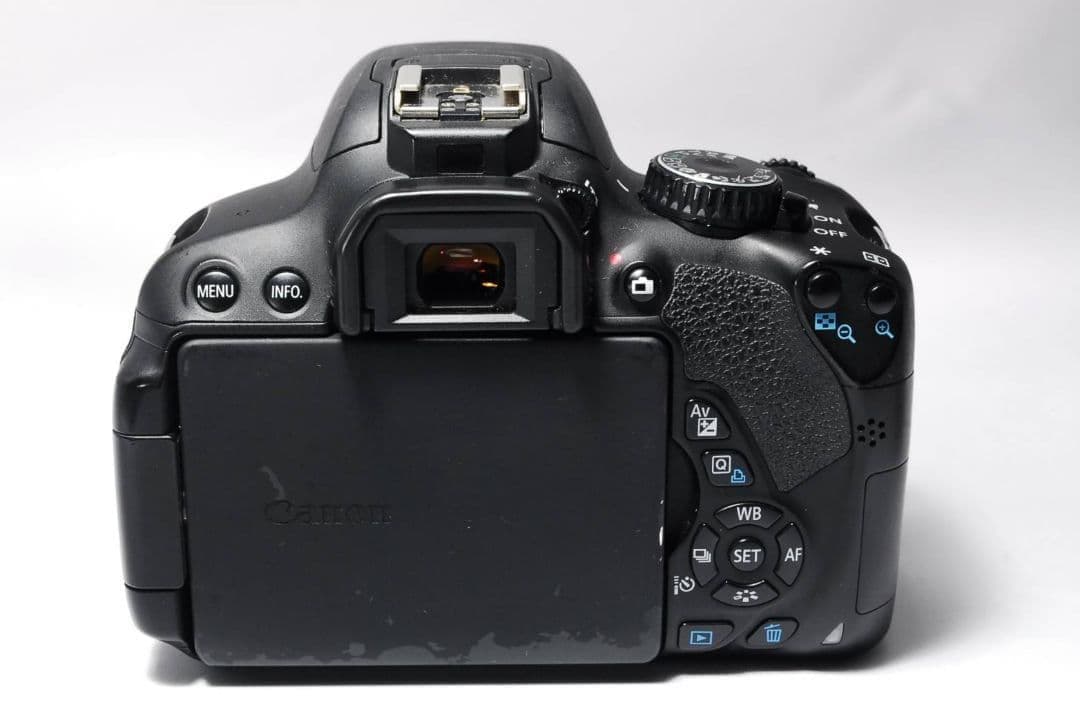 ♥初心者安心モデル♥Canon Kiss X6i♥高画質 バリアングル液晶